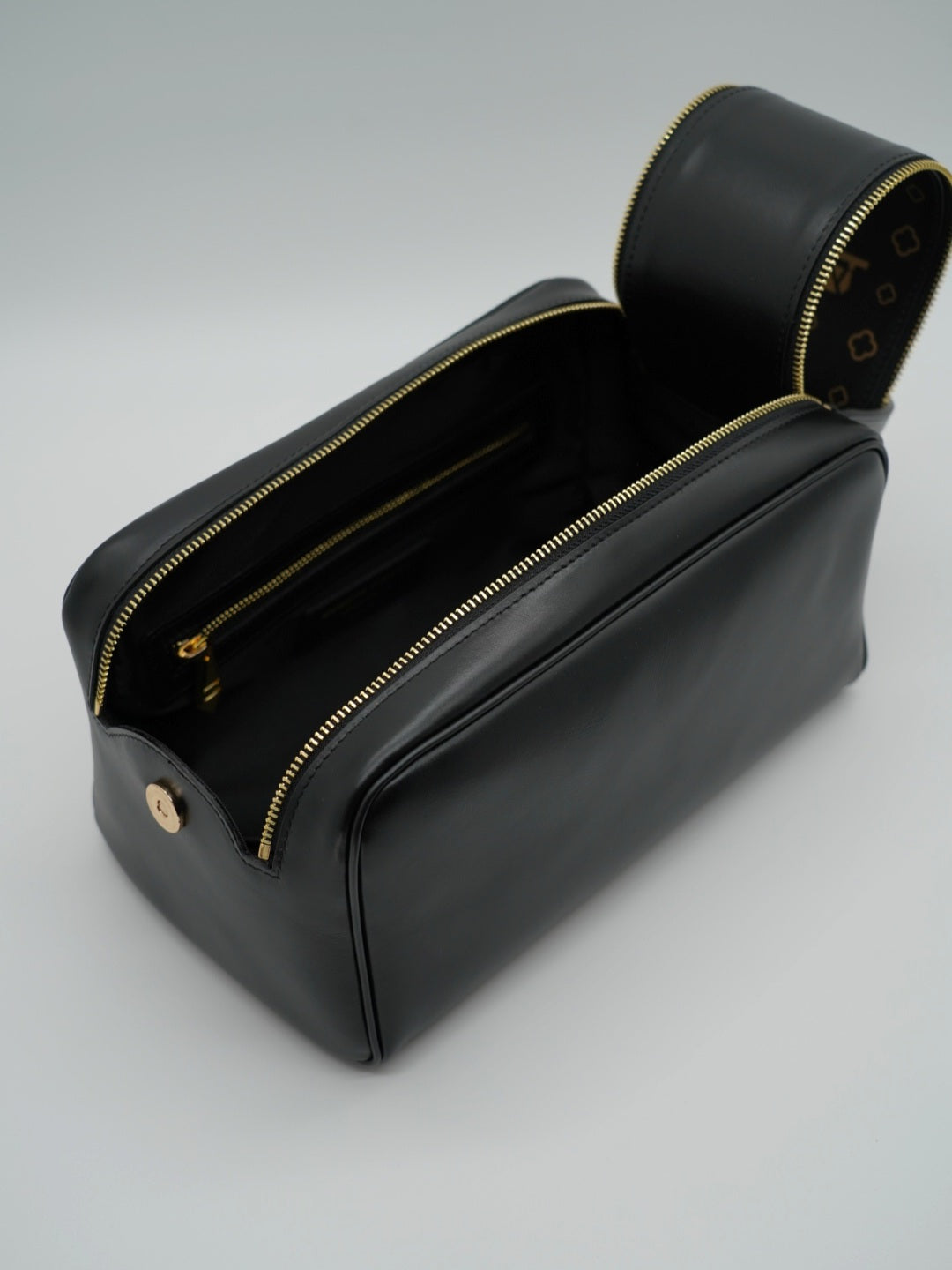 Beauty case monogram nero
