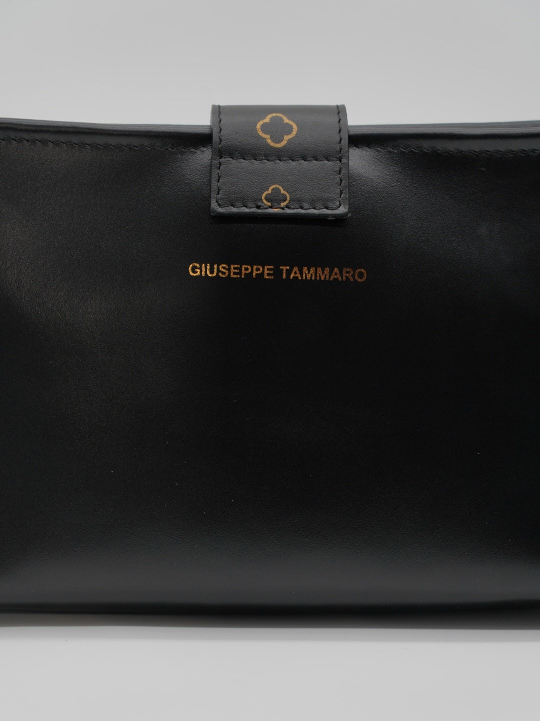 Pochette monogram nera