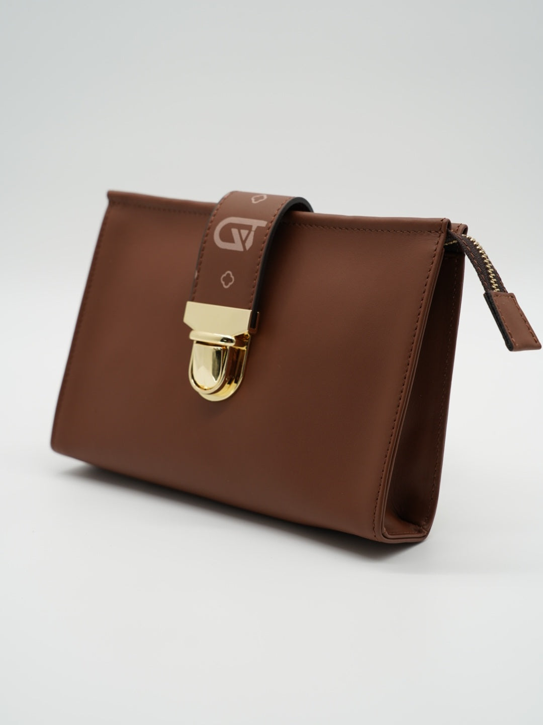 Pochette monogram cuoio