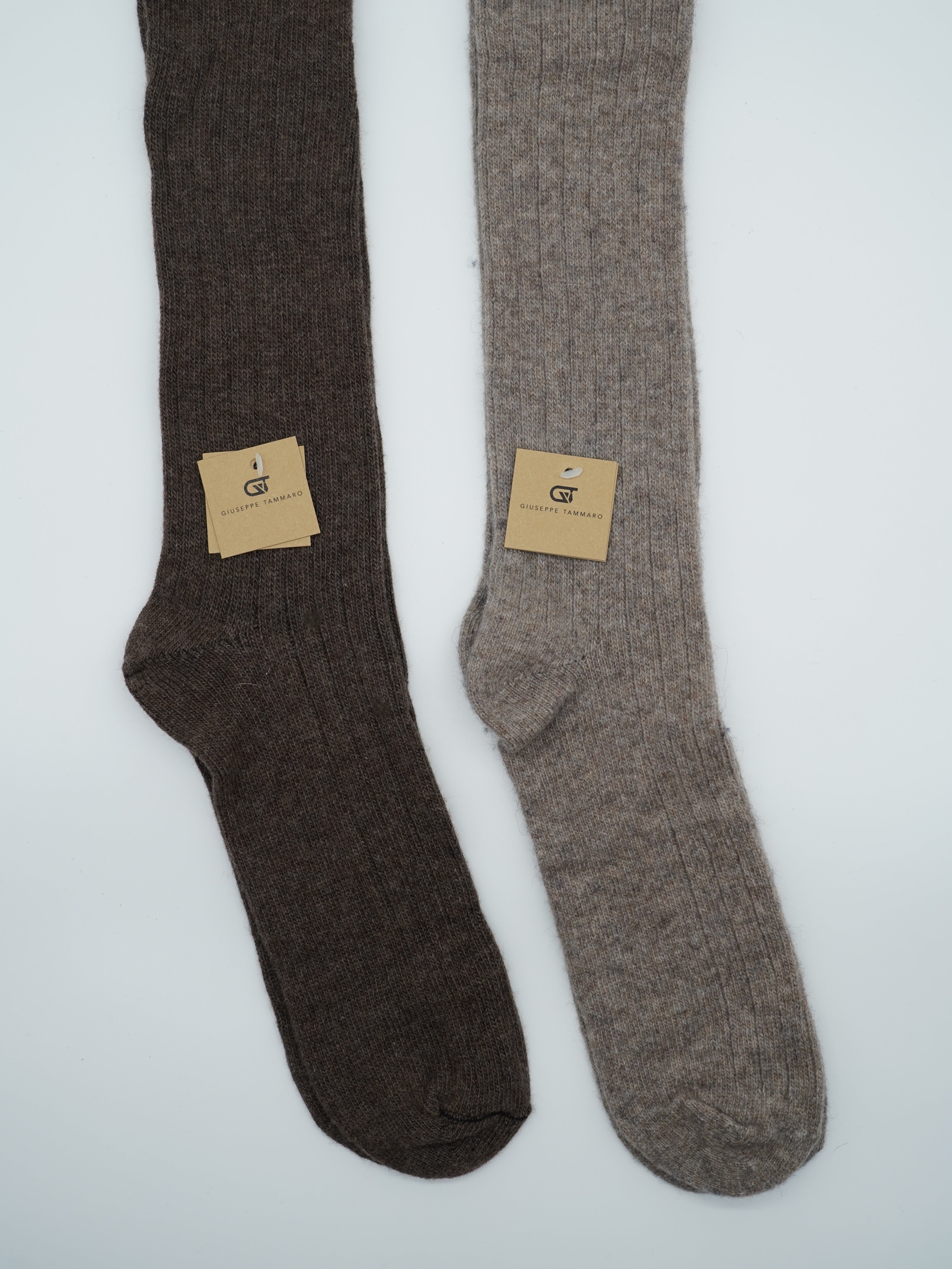 Calze lunghe a costa in misto cashmere tabacco/beige