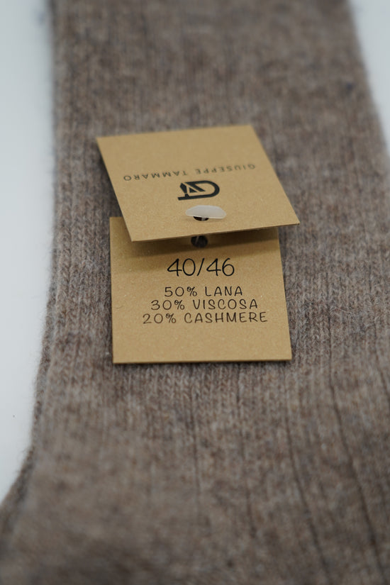 Calze lunghe a costa in misto cashmere tabacco/beige