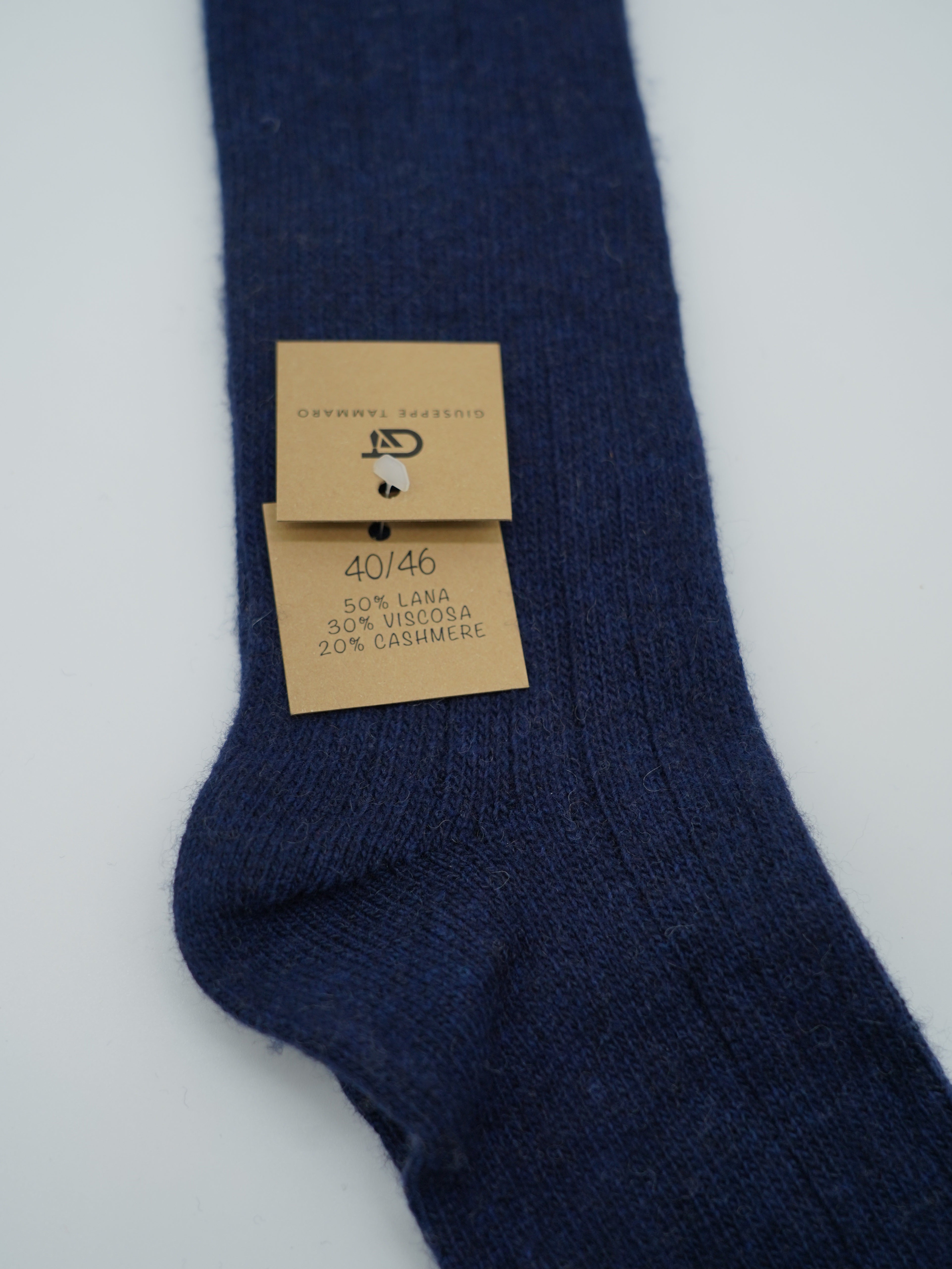 Calze lunghe a costa in misto cashmere nero/blu