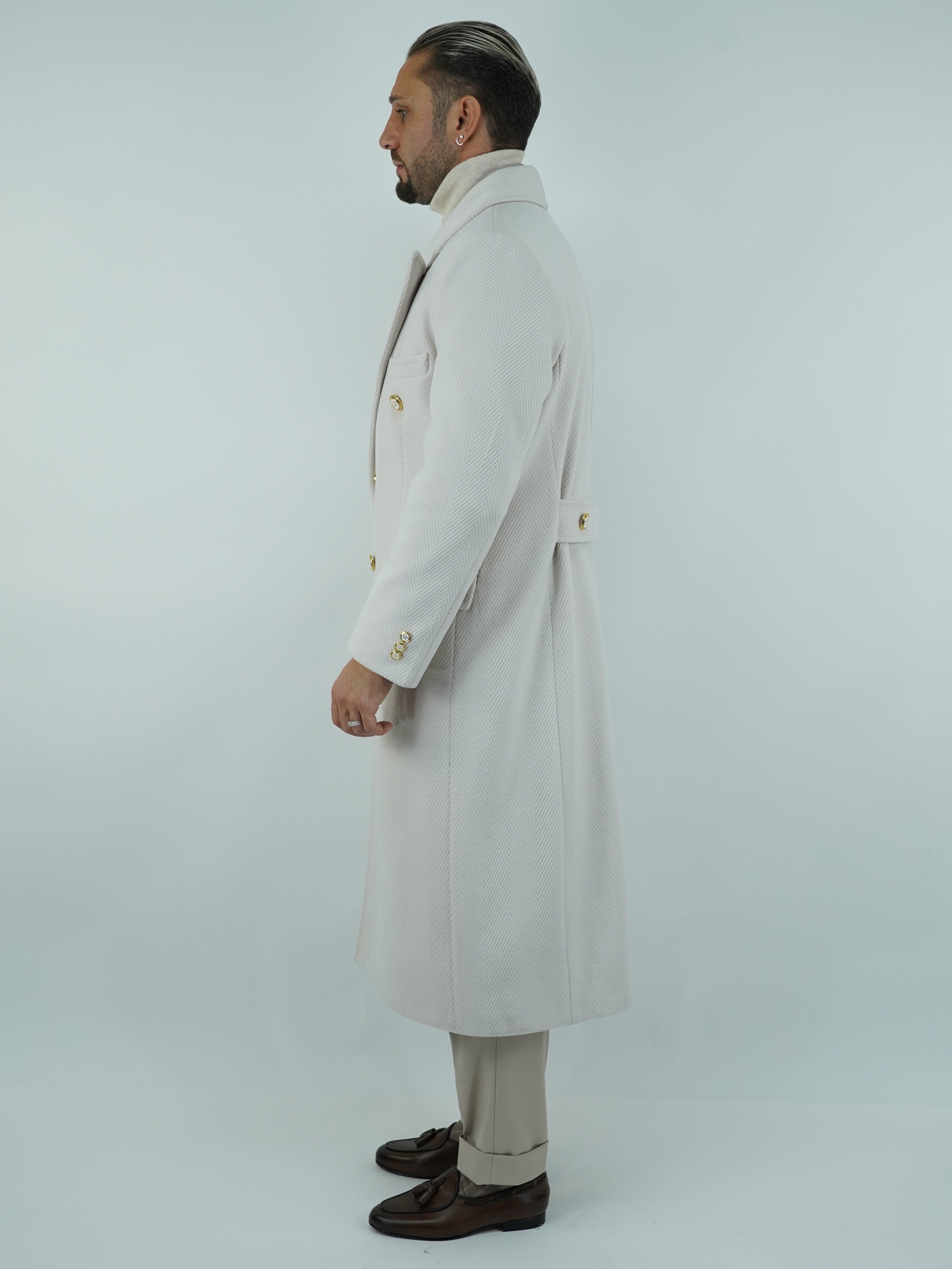 Cappotto Raglan Spigato Panna con bottoni oro