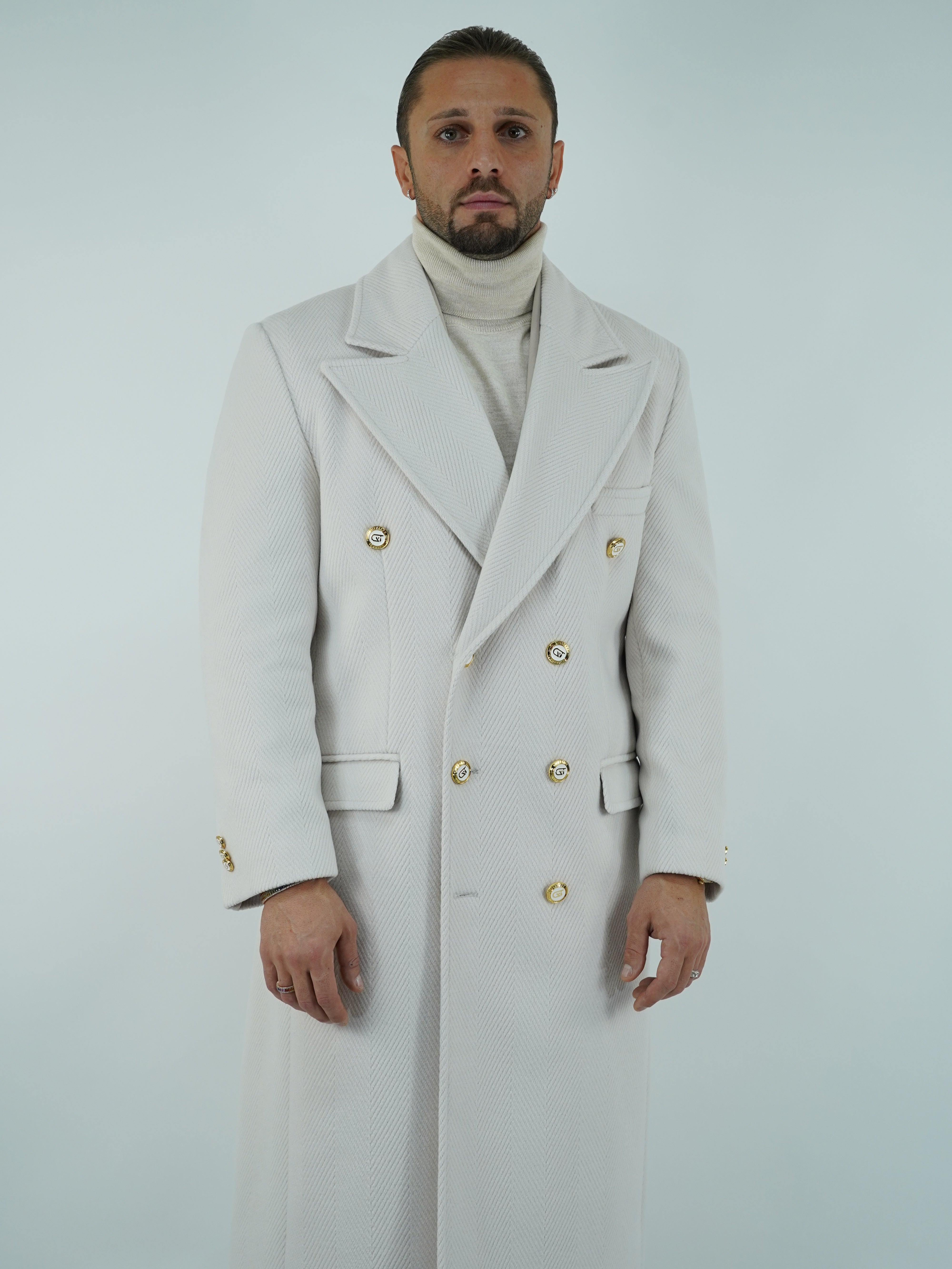 Cappotto Raglan Spigato Panna con bottoni oro