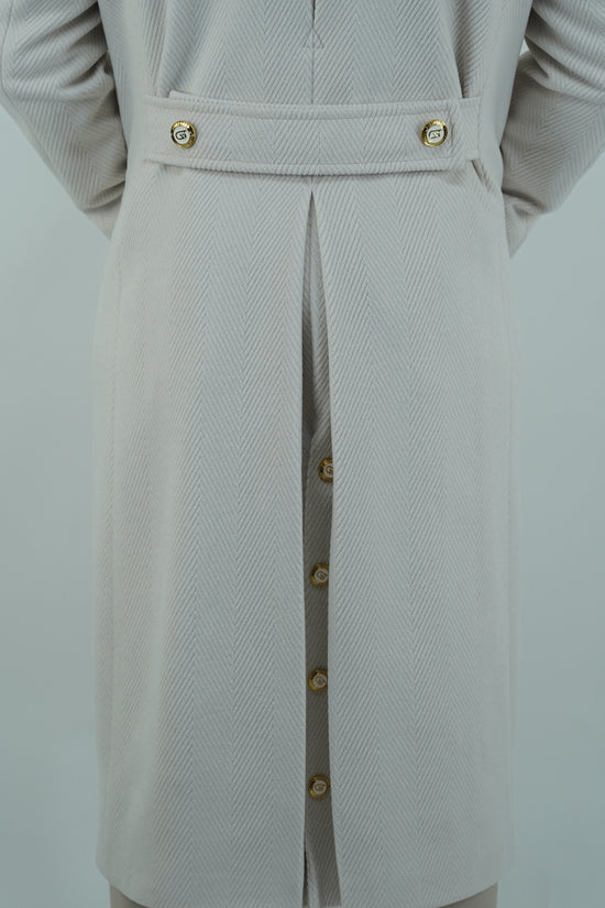 Cappotto Raglan Spigato Panna con bottoni oro