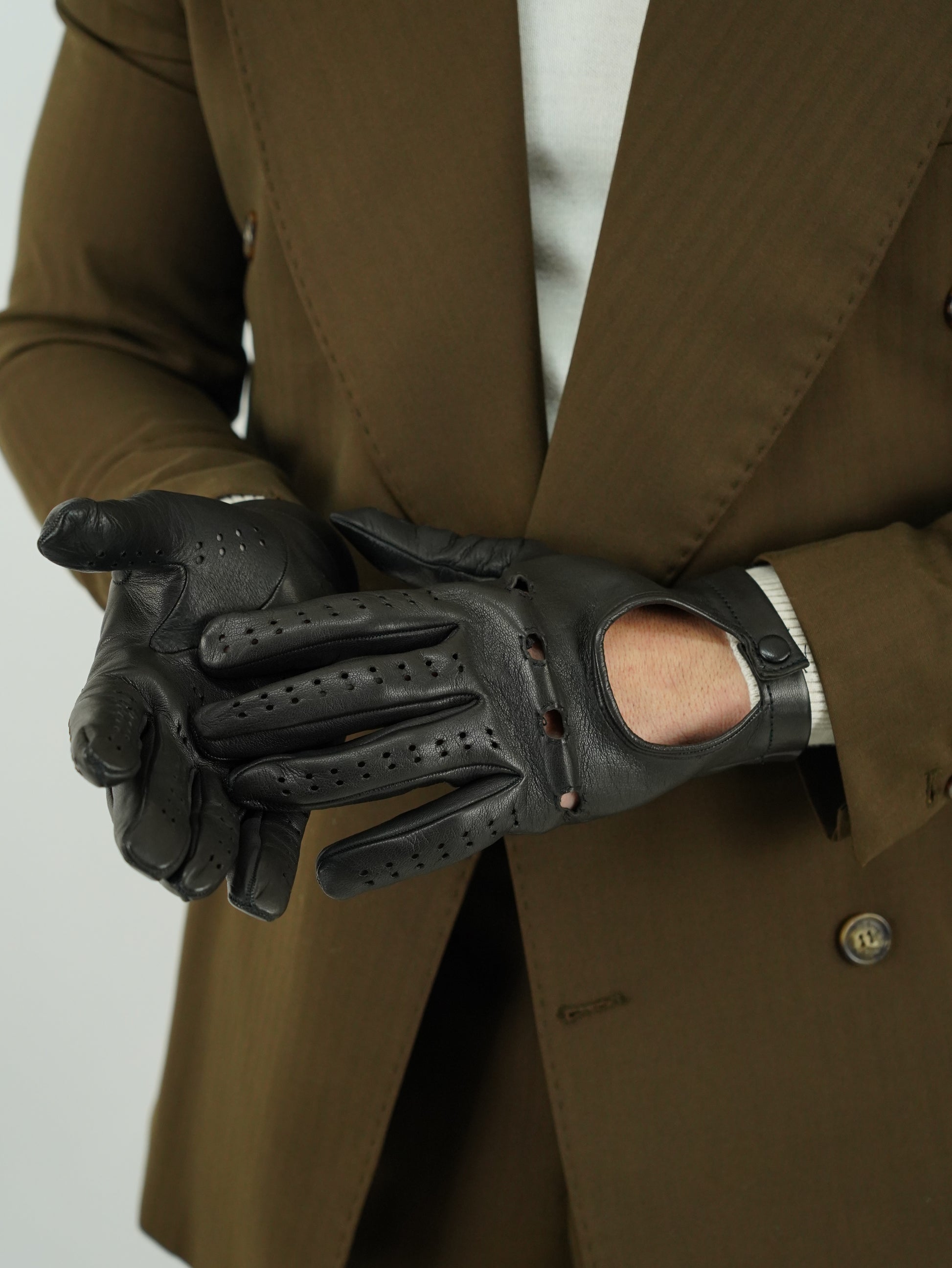 Guanto forato in pelle di capra testa di moro