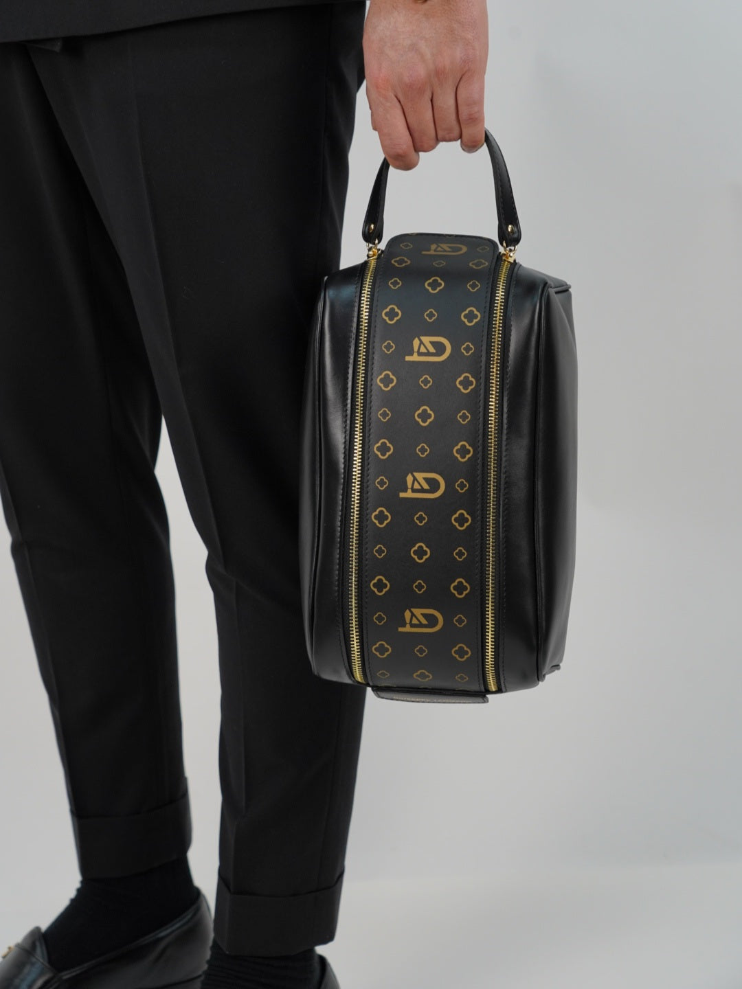 Beauty case monogram nero