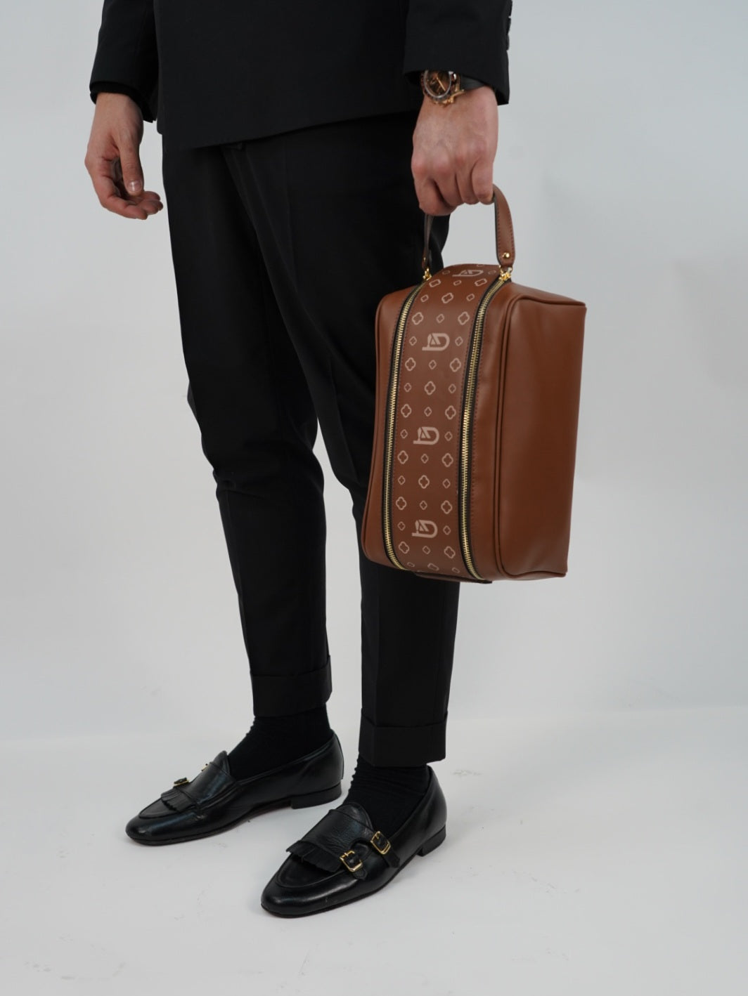 Beauty case monogram cuoio