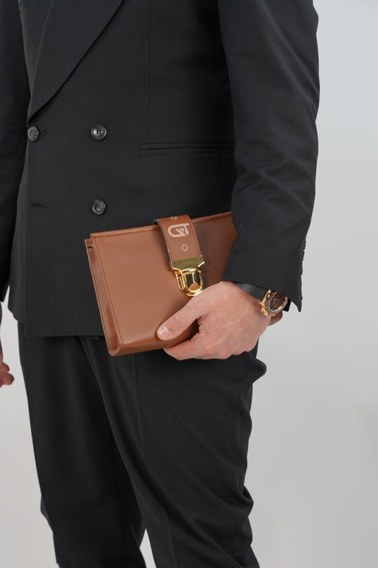 Pochette monogram cuoio