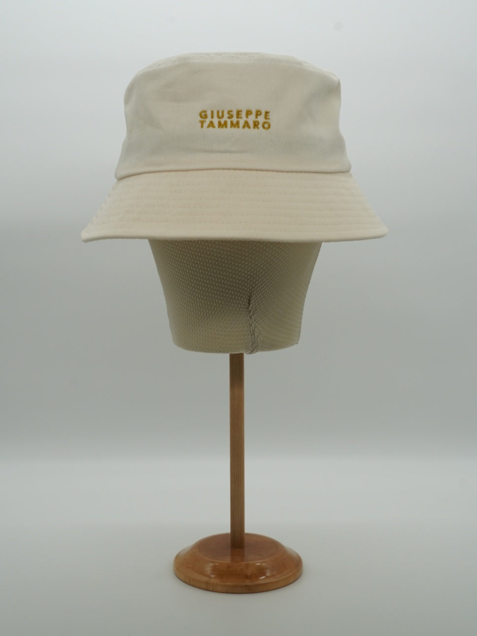 Cappello bucket GT panna