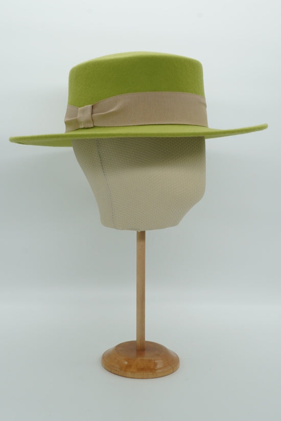 Cappello a cilindro piatto in feltro verde trifoglio