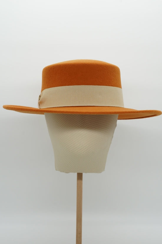 Cappello a cilindro piatto in feltro rame