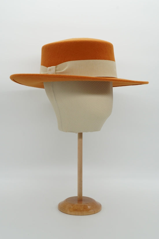Cappello a cilindro piatto in feltro rame