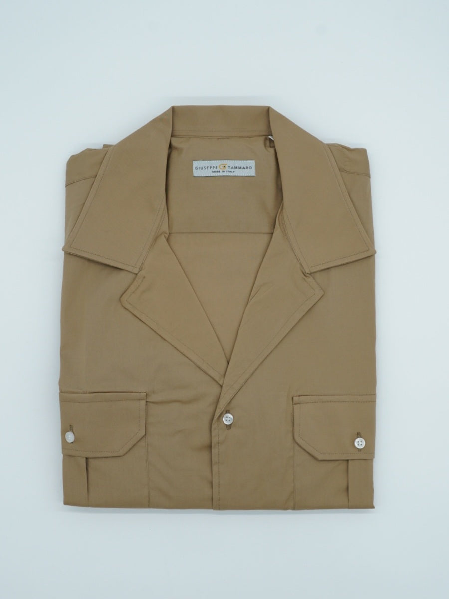 Camicia collo cubano biscotto con tasche