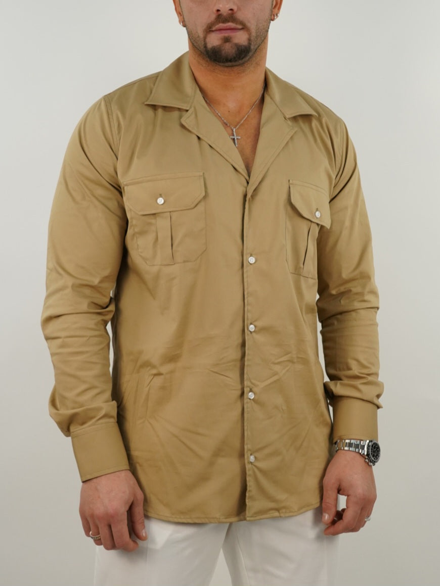 Camicia collo cubano biscotto con tasche