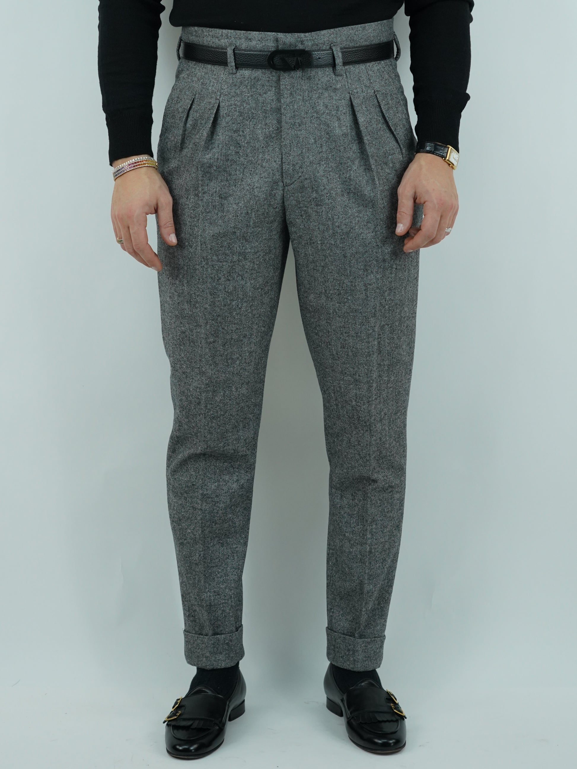 Gurkha grigio chiaro spigato con passanti