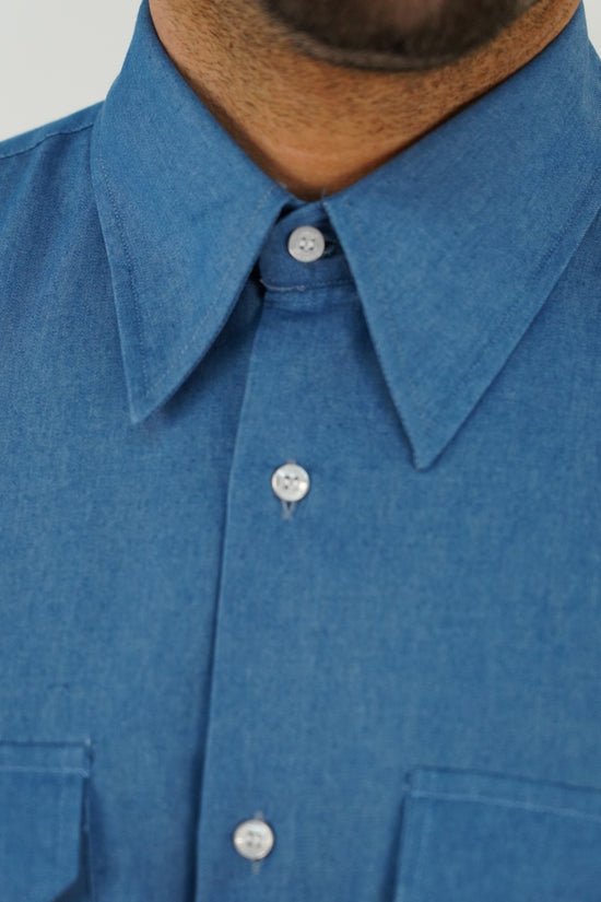 Camicia collo a vela jeans lavaggio chiaro con tasche