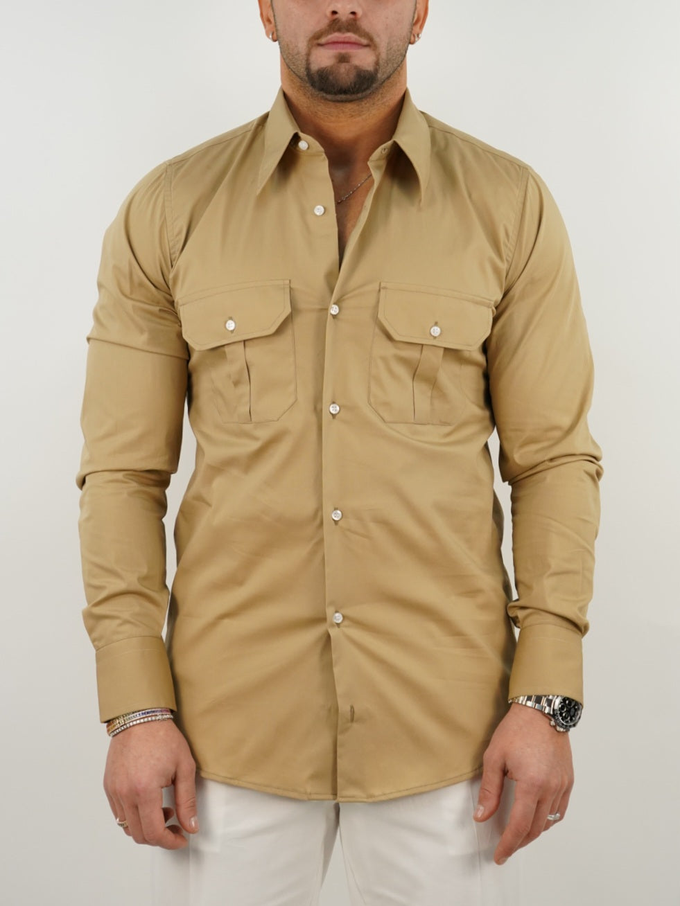 Camicia collo a vela biscotto con tasche