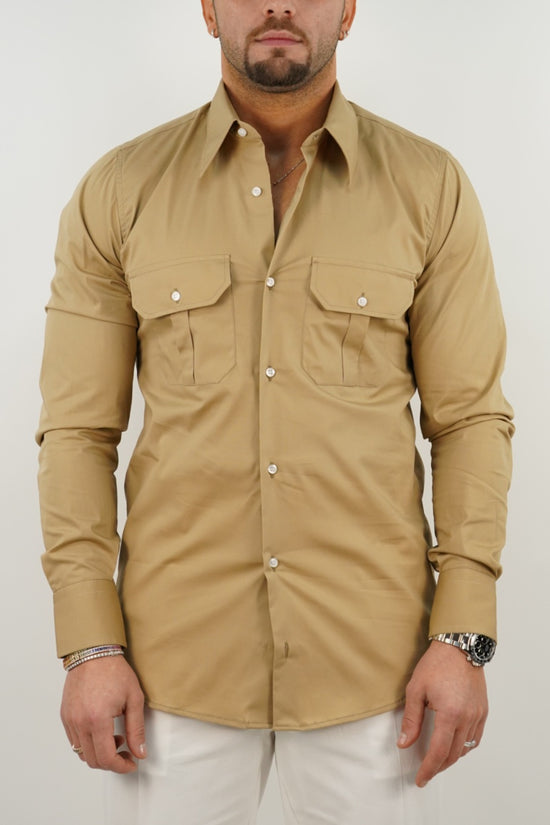 Camicia collo a vela biscotto con tasche