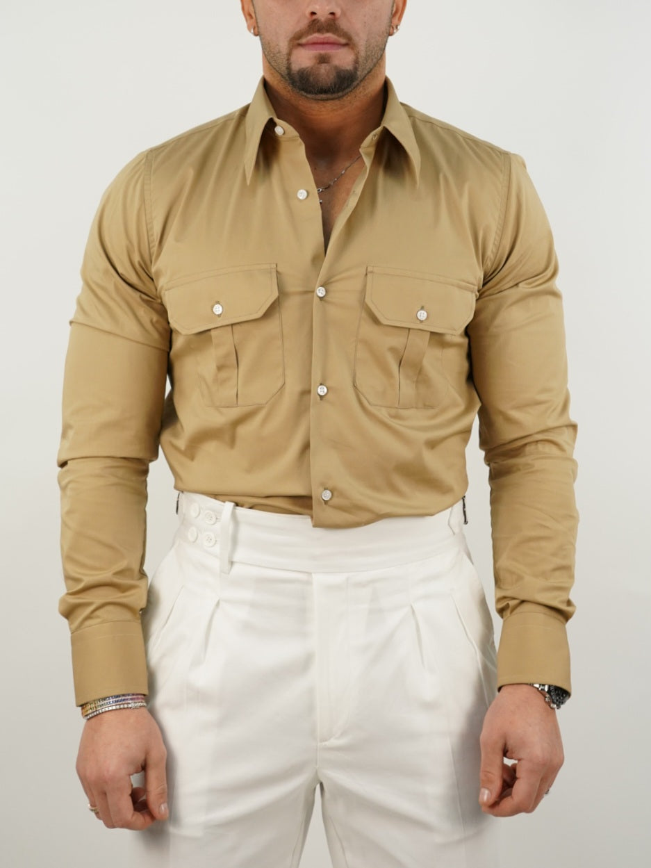 Camicia collo a vela biscotto con tasche