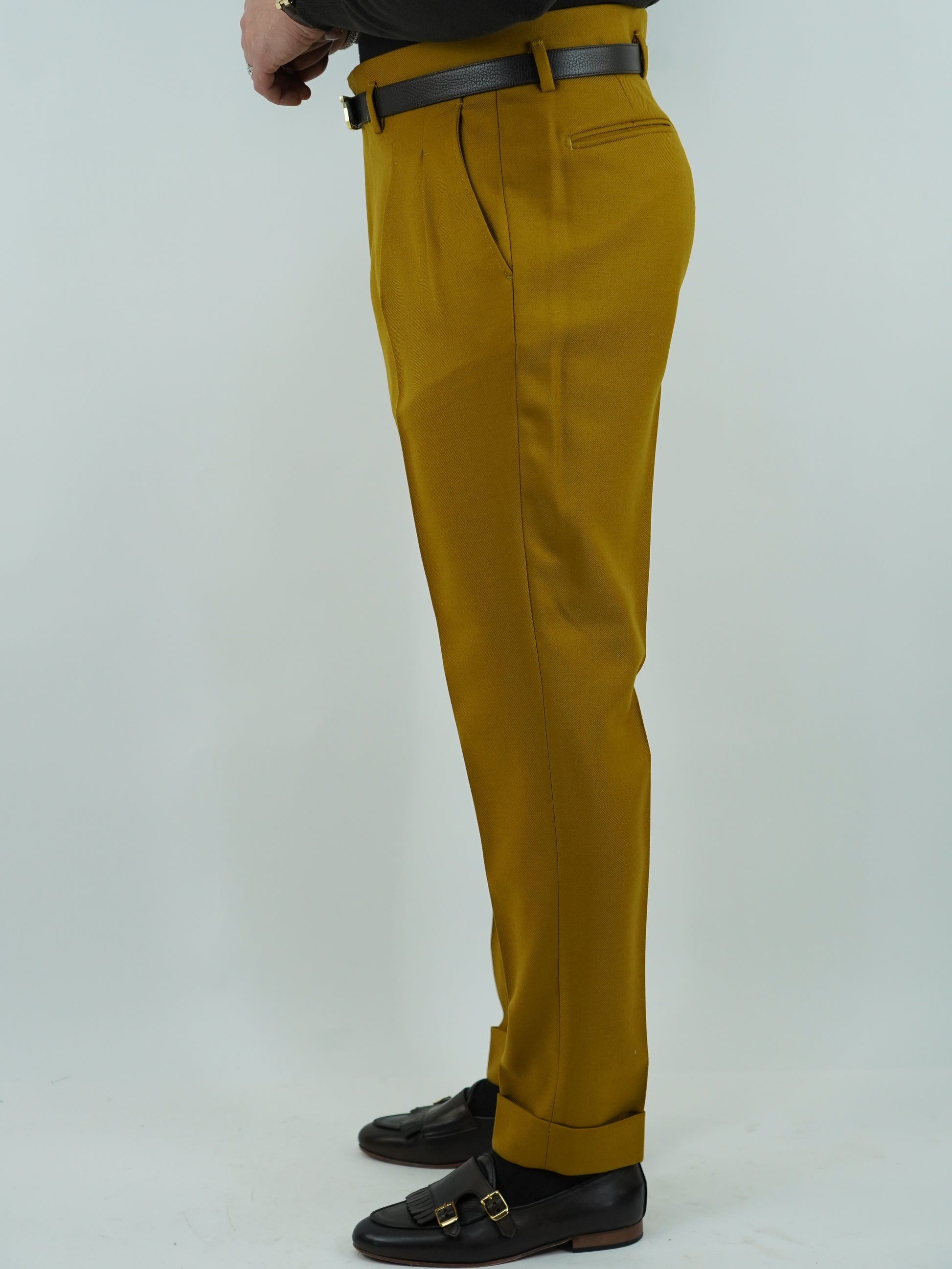 Gurkha senape diagonale con passanti