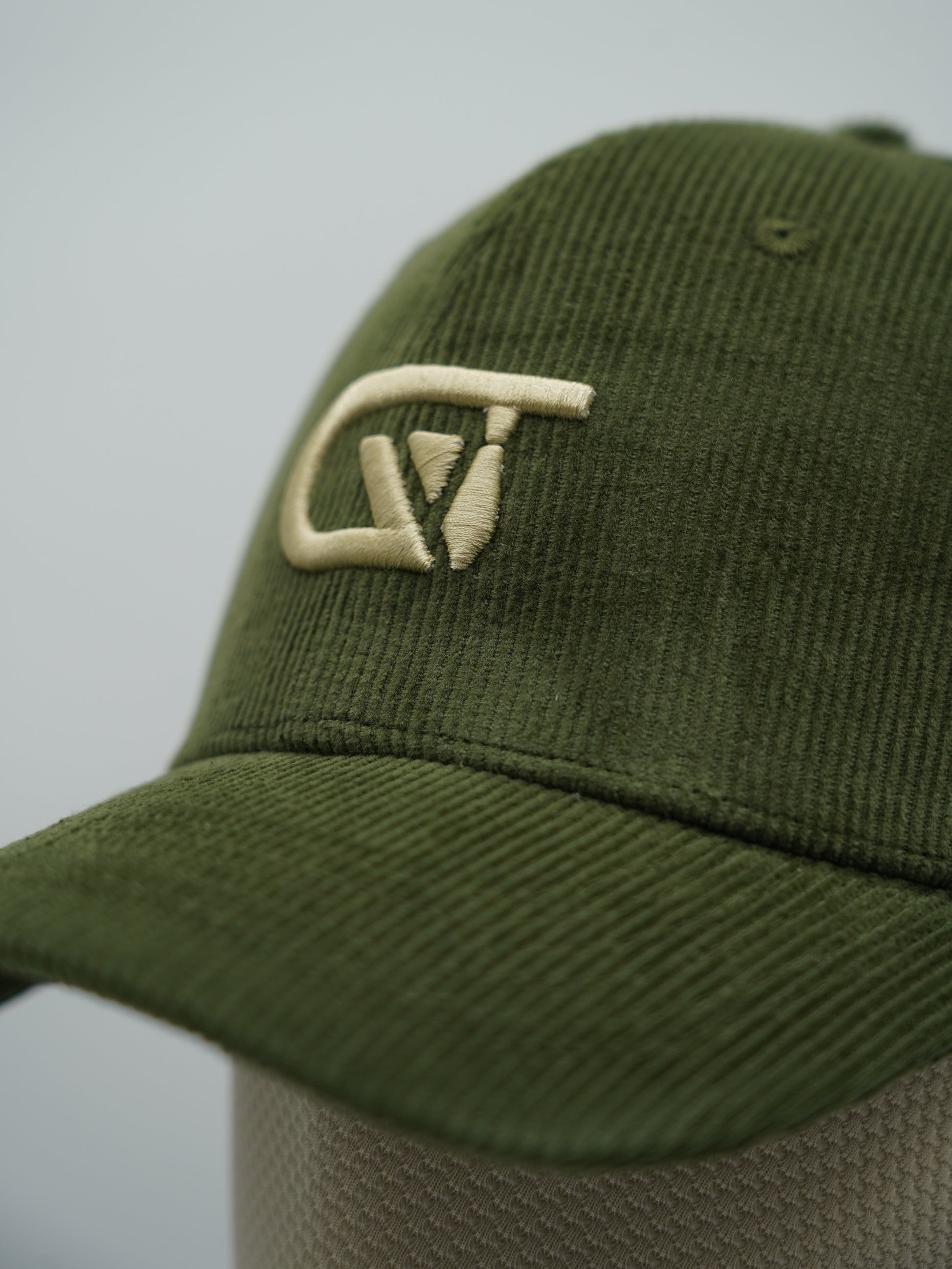 Cappello da baseball GT in velluto a coste verde oliva