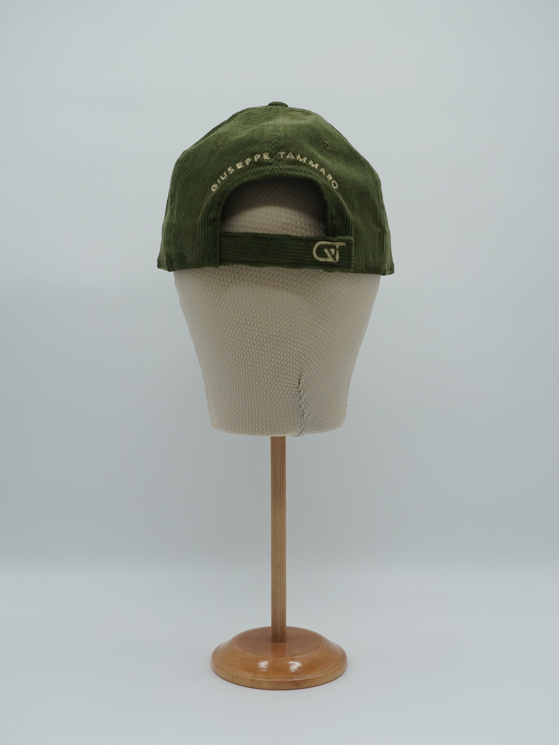 Cappello da baseball GT in velluto a coste verde oliva