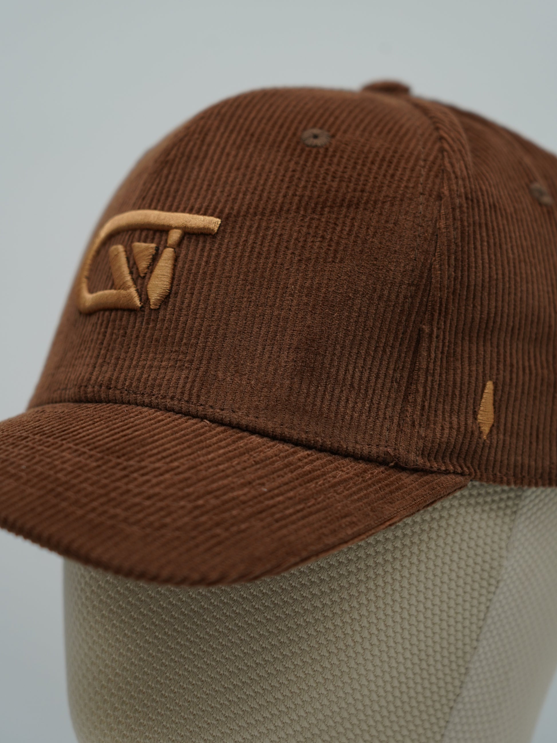 Cappello da baseball GT in velluto a coste marrone