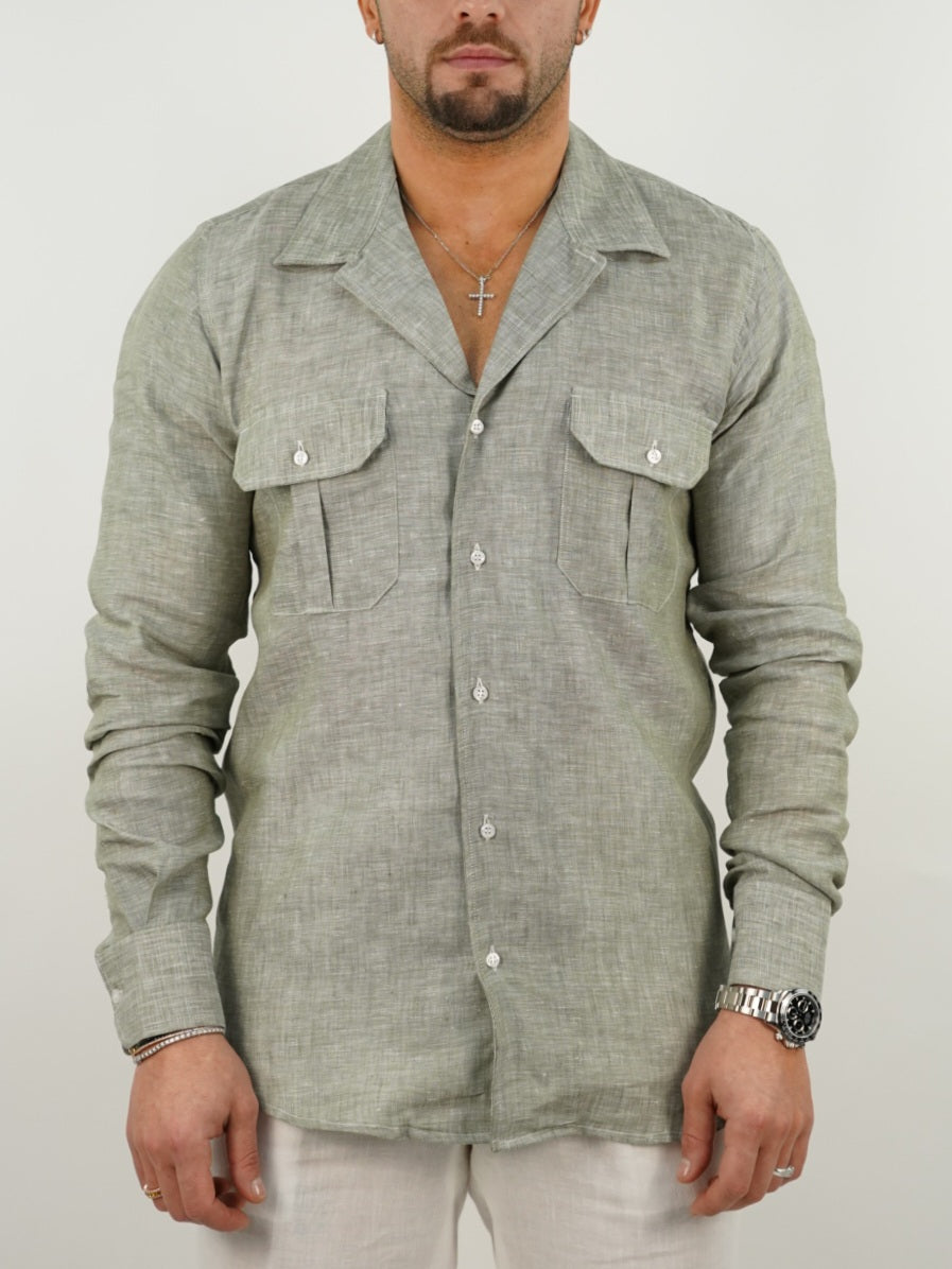 Camicia collo cubano lino verde con tasche