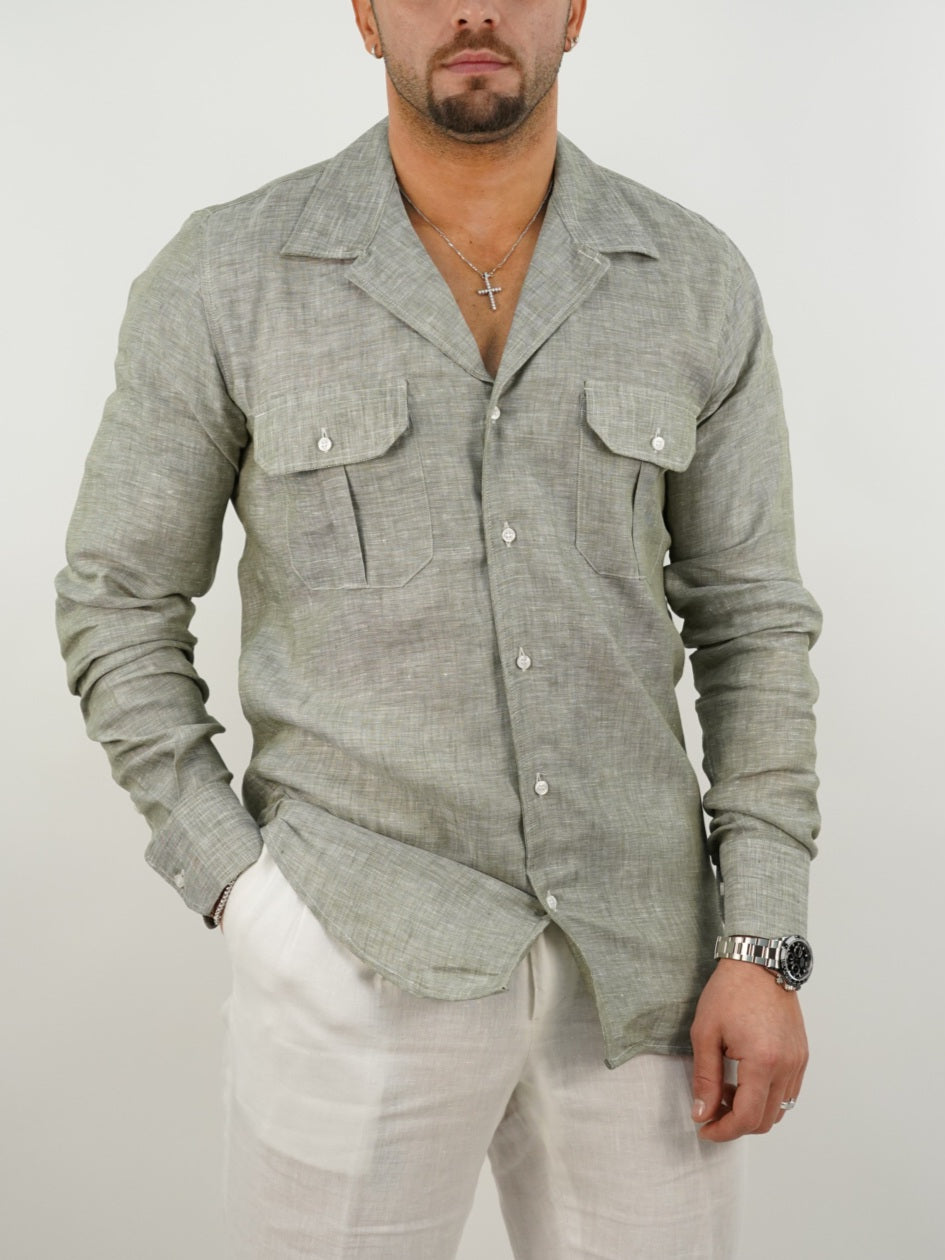 Camicia collo cubano lino verde con tasche