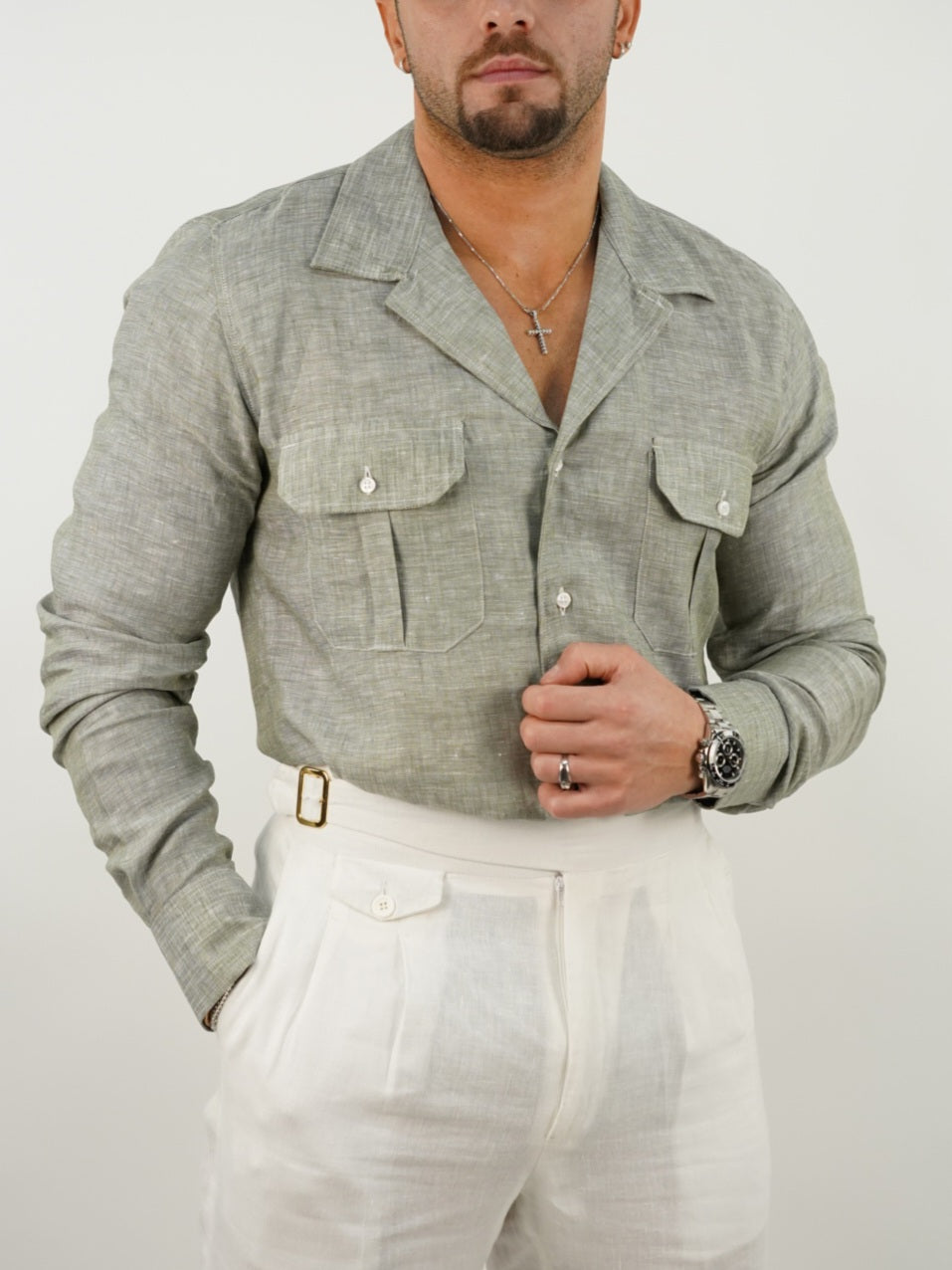 Camicia collo cubano lino verde con tasche