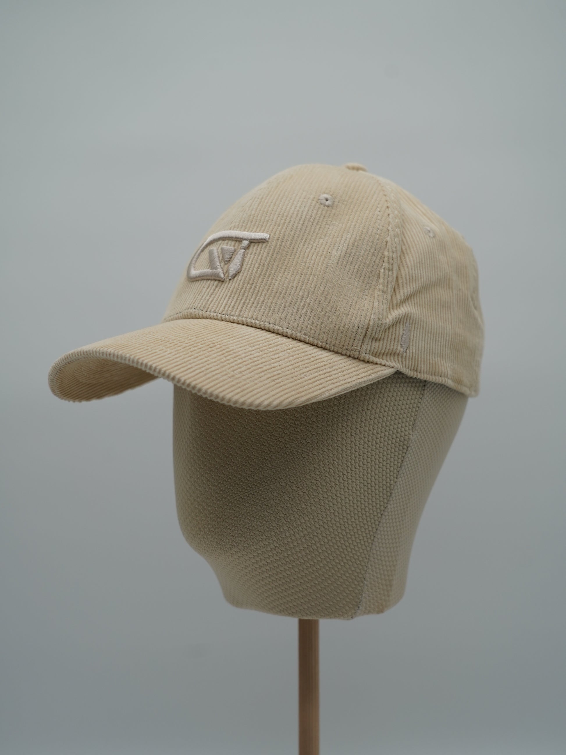 Cappello da baseball GT in velluto a coste beige