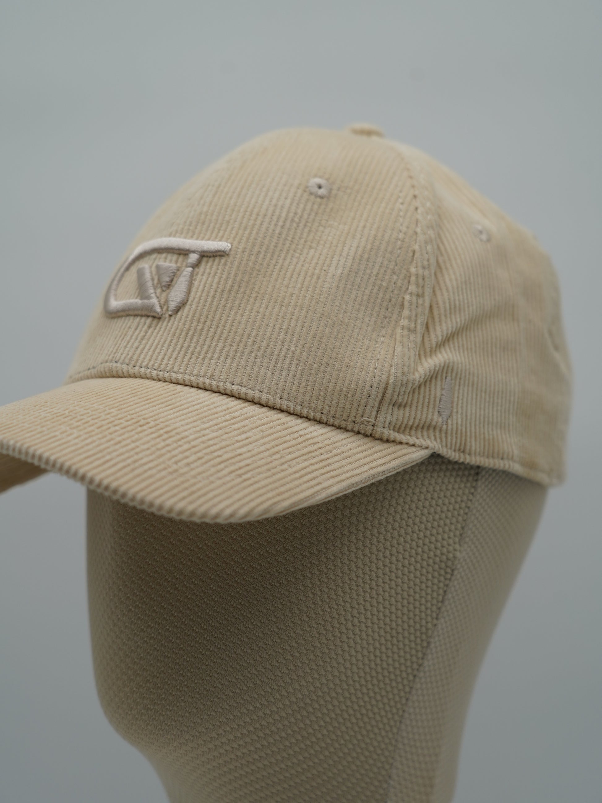 Cappello da baseball GT in velluto a coste beige