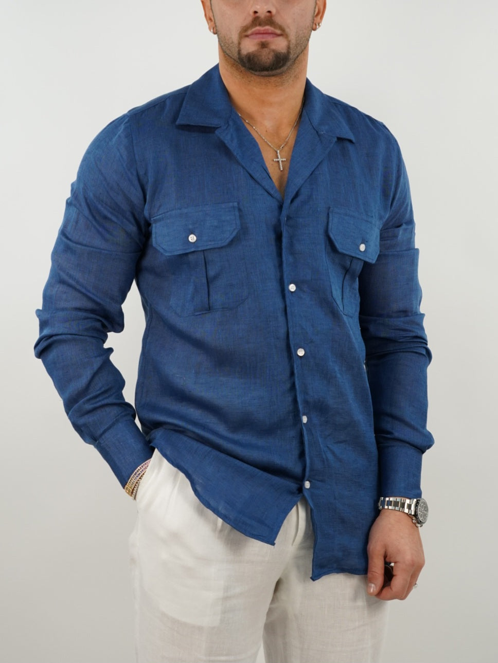Camicia collo cubano lino blu con tasche