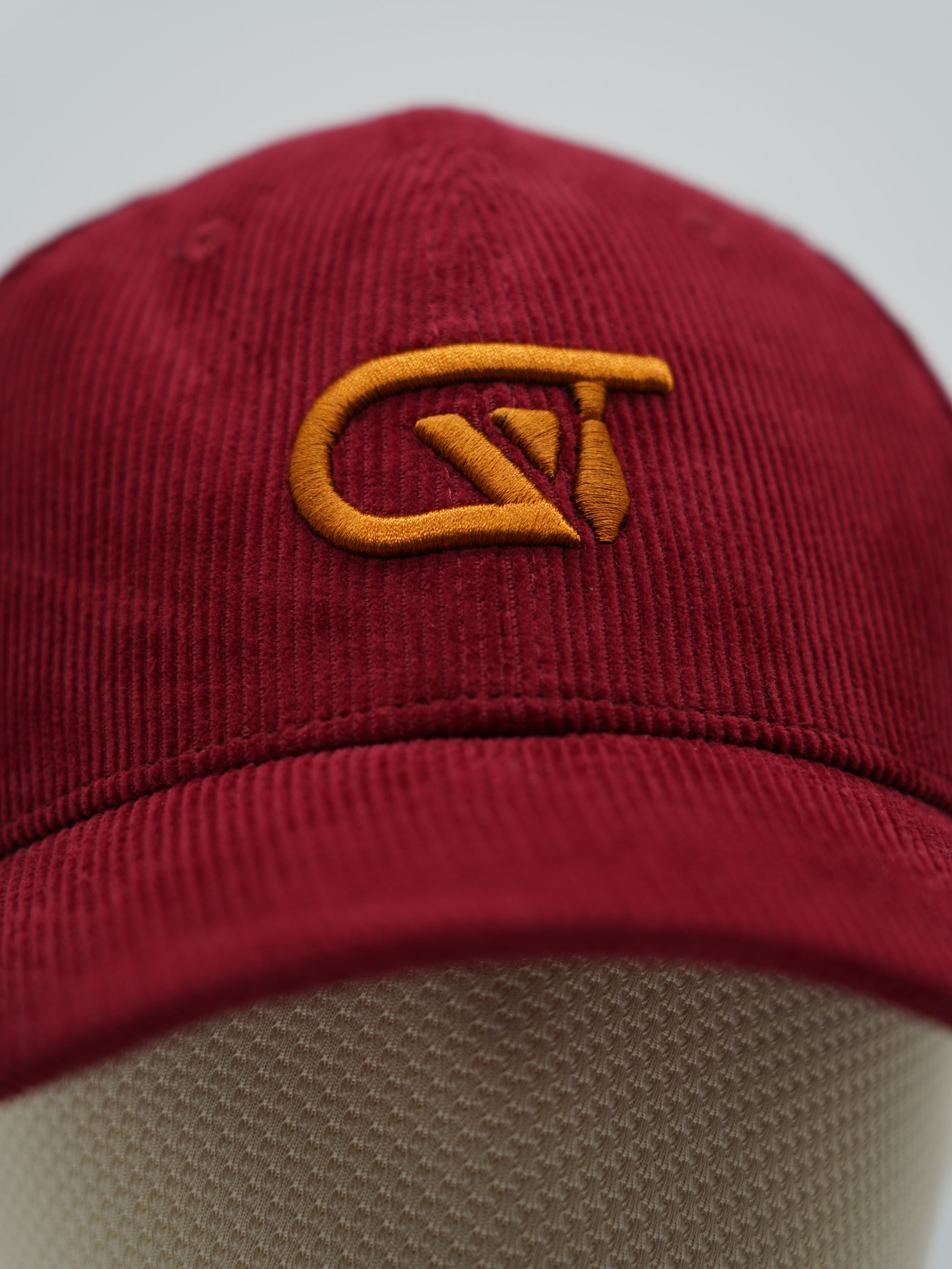 Cappello da baseball GT in velluto a coste bordeaux