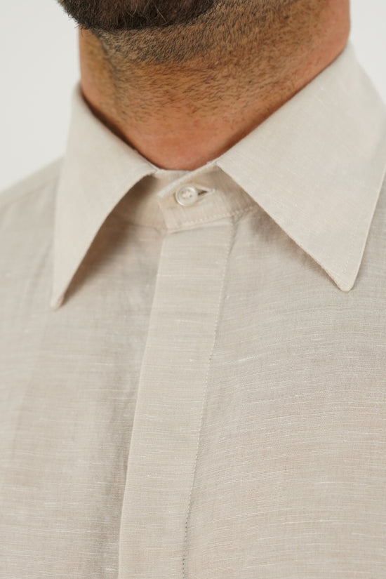 Camicia sabbia collo a vela 100% lino