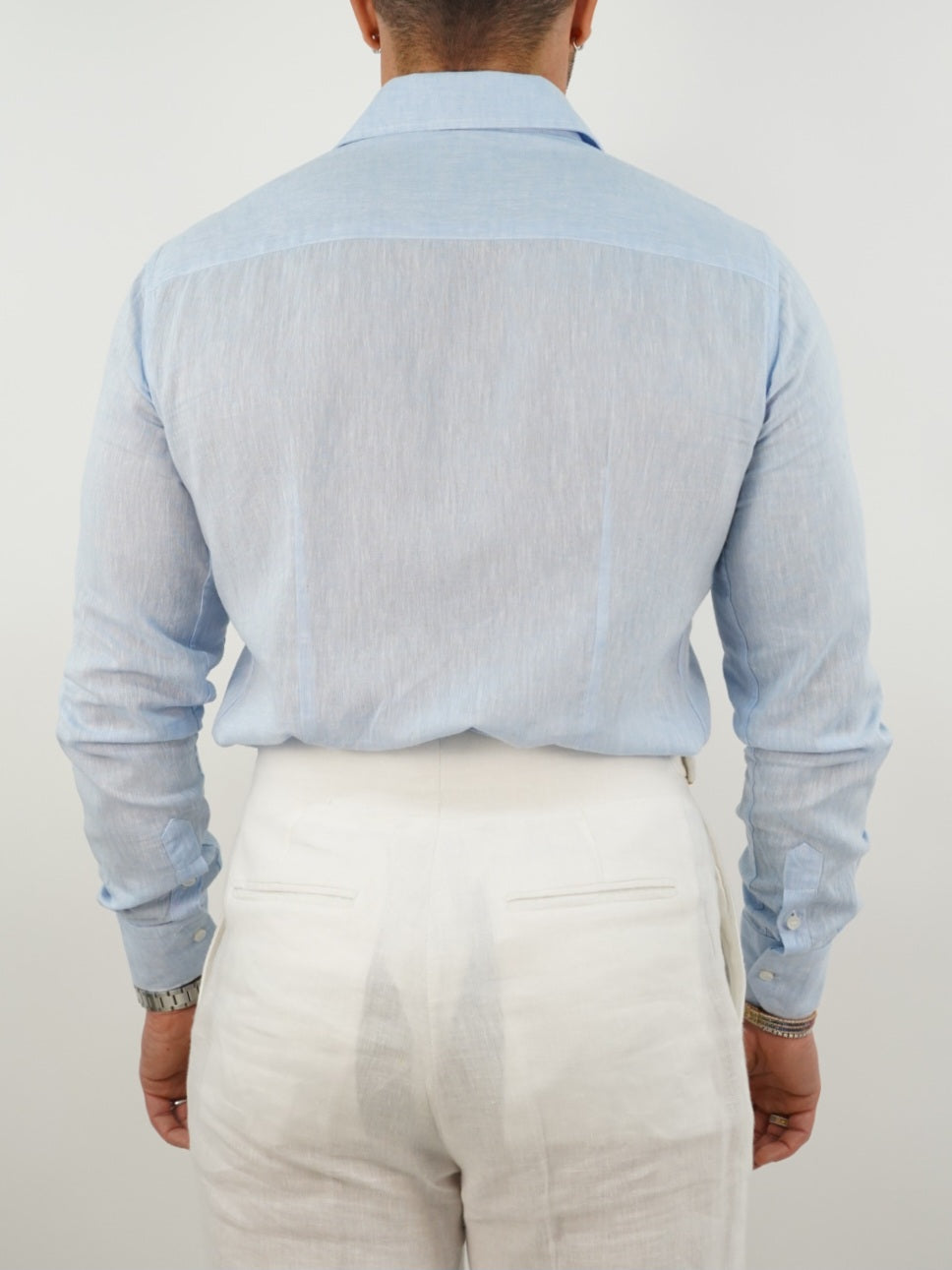 Camicia azzurra collo a vela 100% lino