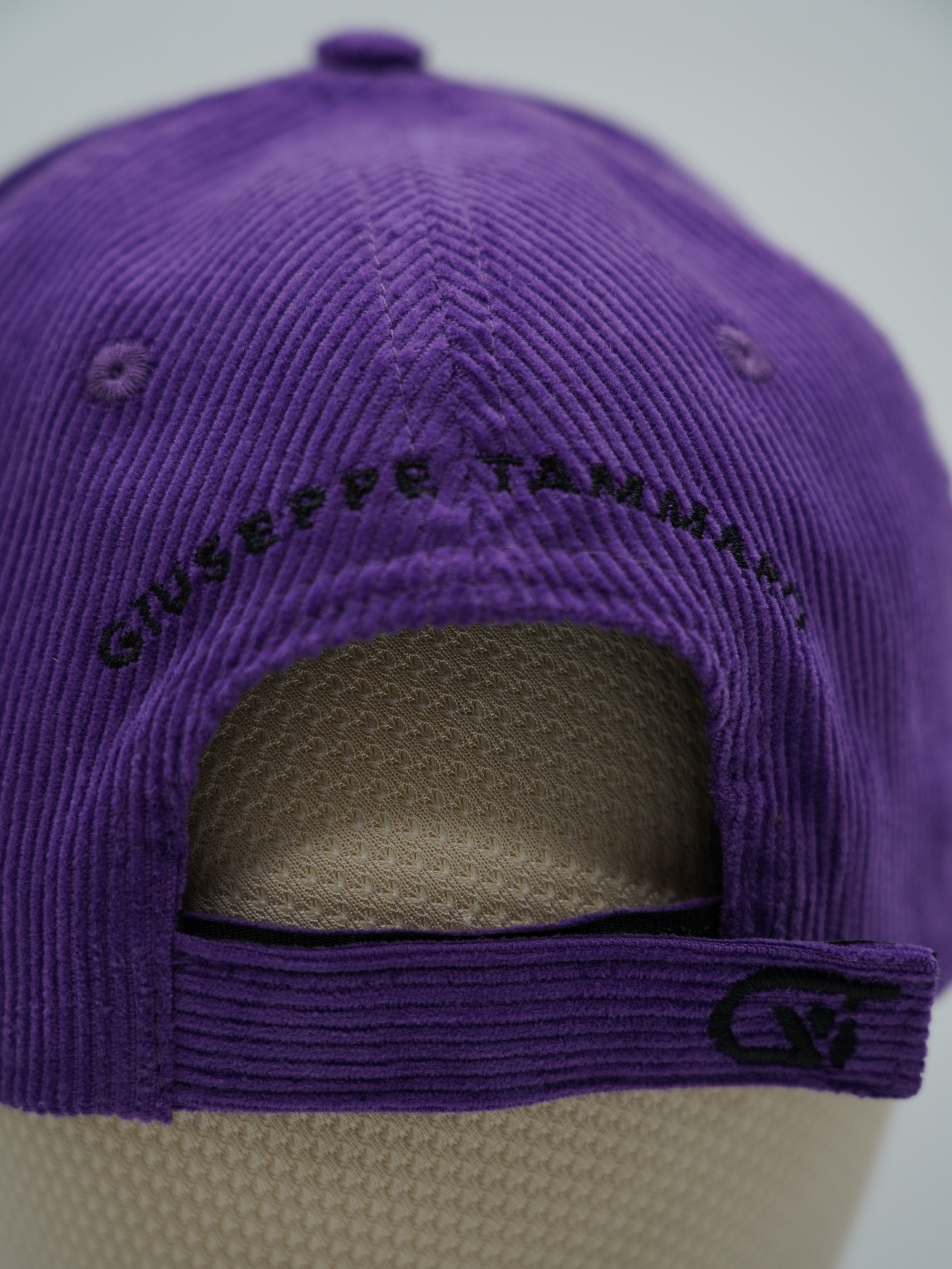 Cappello da baseball GT in velluto a coste viola