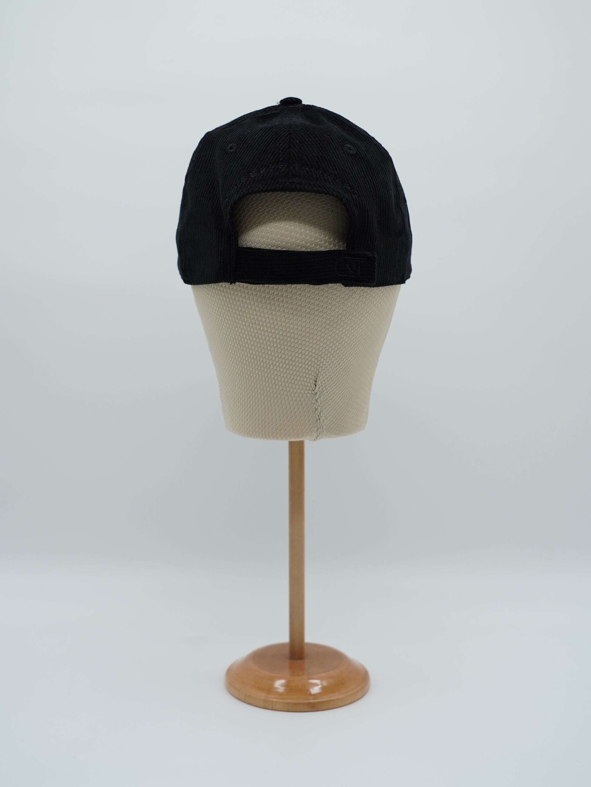 Cappello da baseball GT in velluto a coste nero