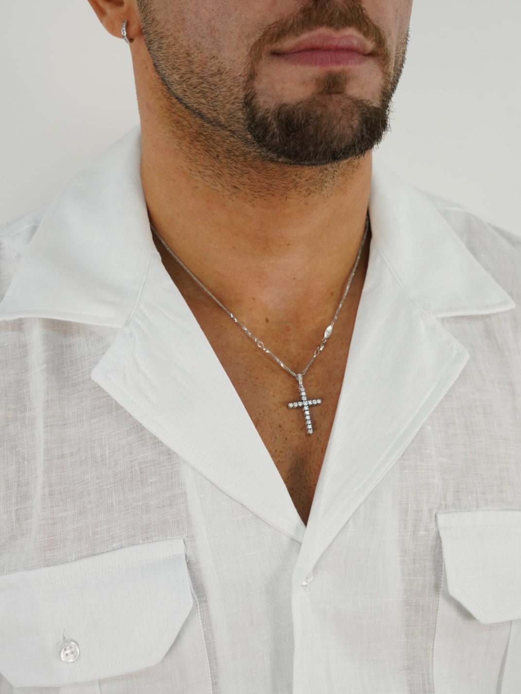 Camicia collo cubano lino bianco con tasche