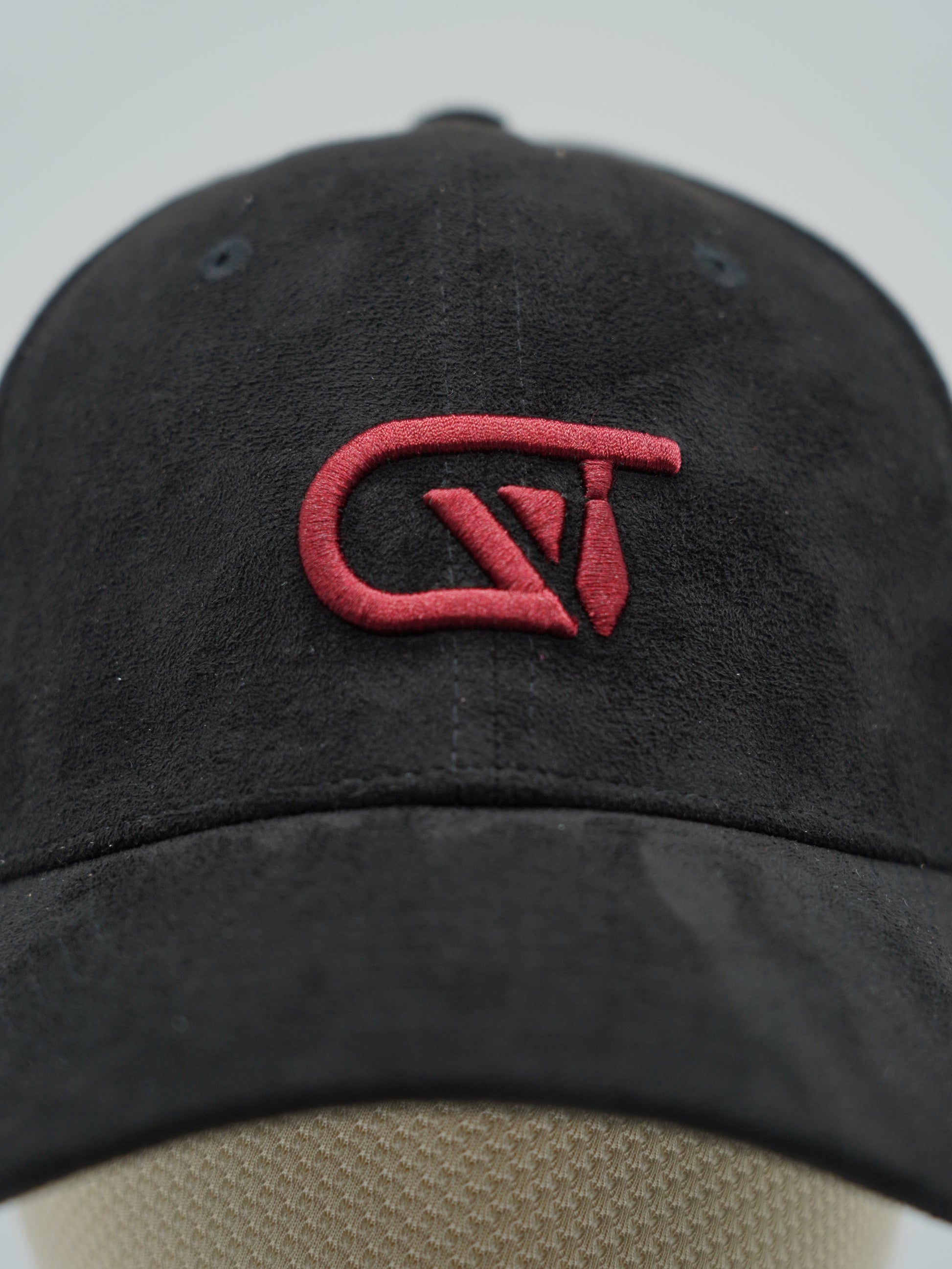 Cappello da baseball GT in camoscio nero