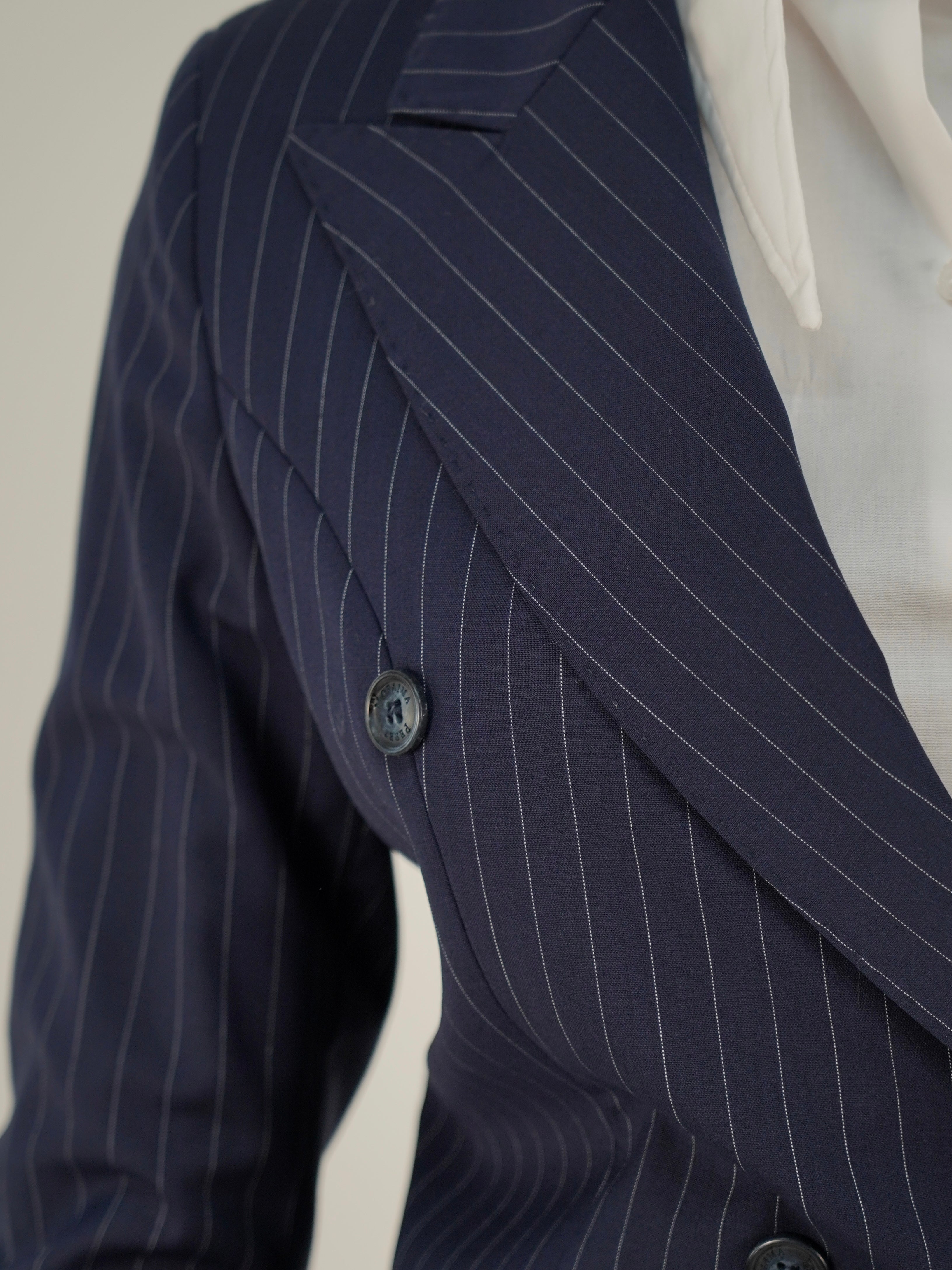 Tailleur doppiopetto blu gessato