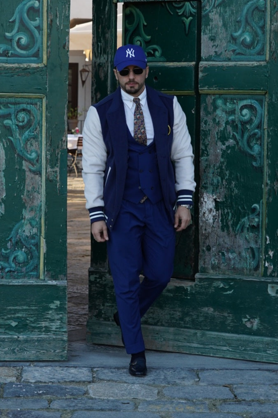 College spigato blu e bianco