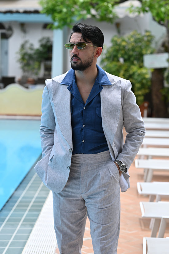 Camicia collo cubano in lino blu con tasche