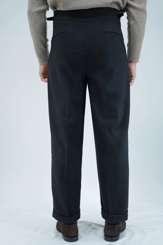 Gurkha Heritage Biforcato In Flanella - Fondo 22/25cm | Doppia Fibbia Regolabile | Nero