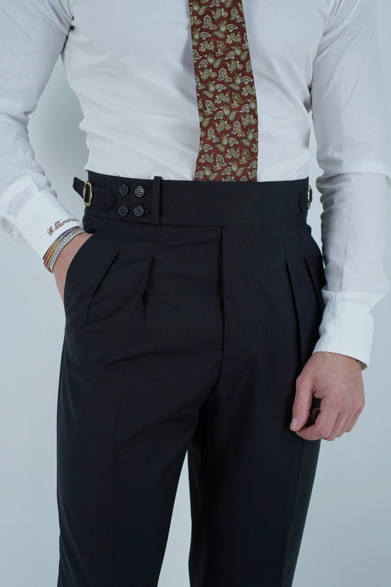 Gurkha Signature 4 bottoni - Fondo 17/20cm | Doppia Fibbia Regolabile | Nero Corvino