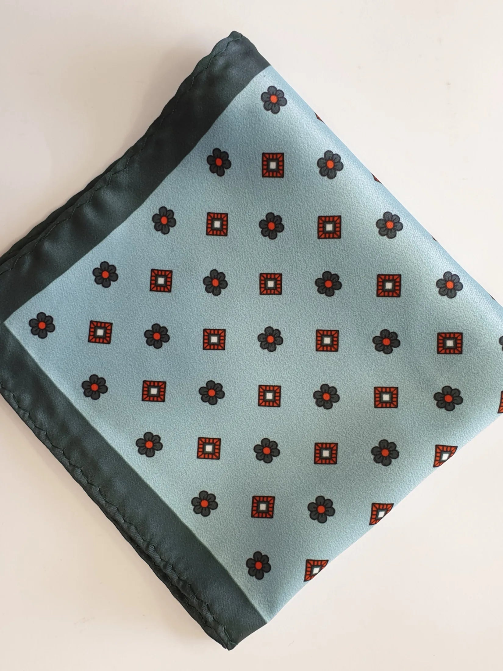 Pochette fantasy azzurra in seta