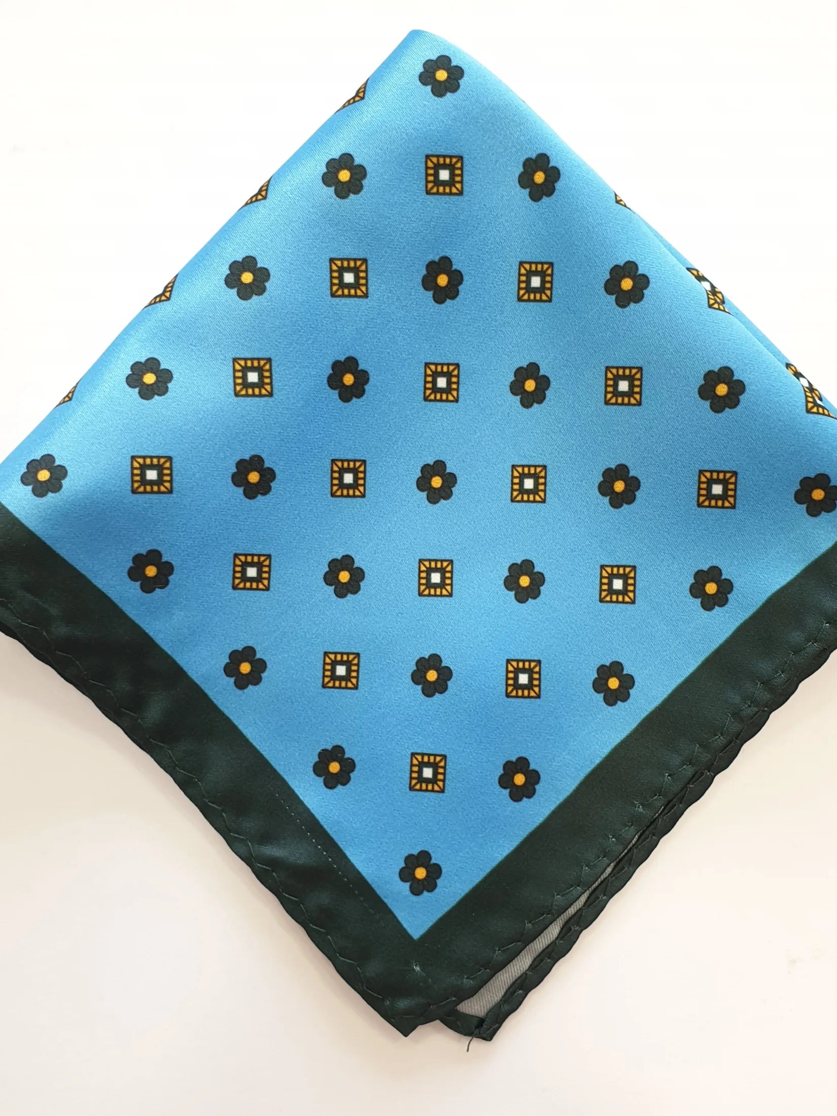 Pochette fantasy in seta