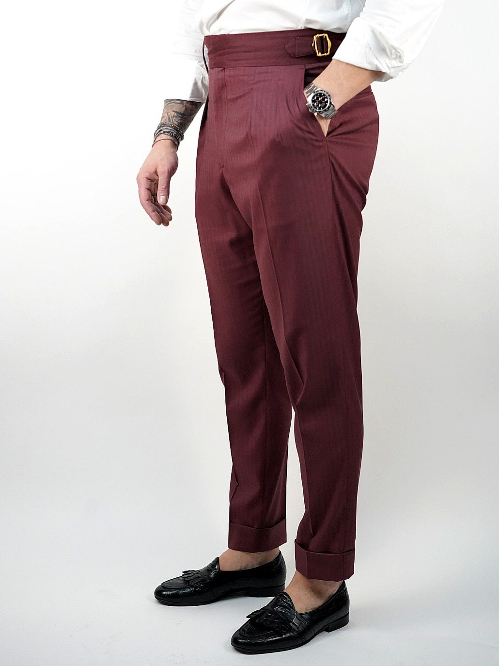 Gurkha Rubino con 4 bottoni e fibbie stringenti laterali