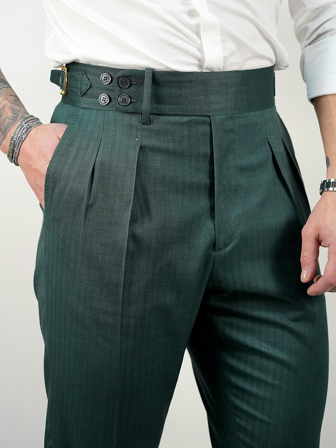 Gurkha Verde Smeraldo con 4 bottoni e fibbie stringenti laterali